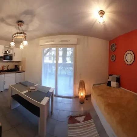 Du Chamois Roux, Dans De Tourisme 3 Etoiles * Lourdes